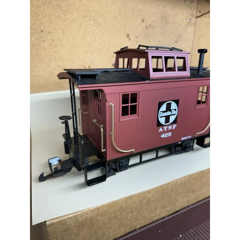 Bachmann scale train